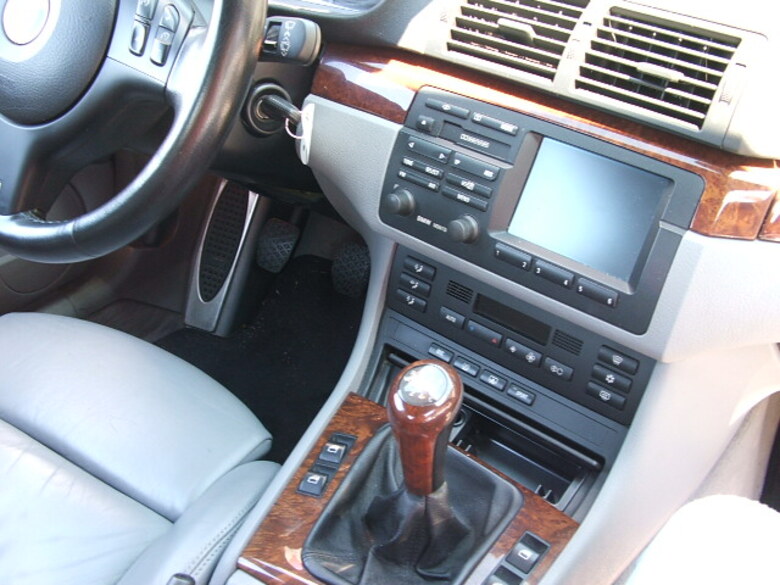 Console centrale et levier de la M3 E46